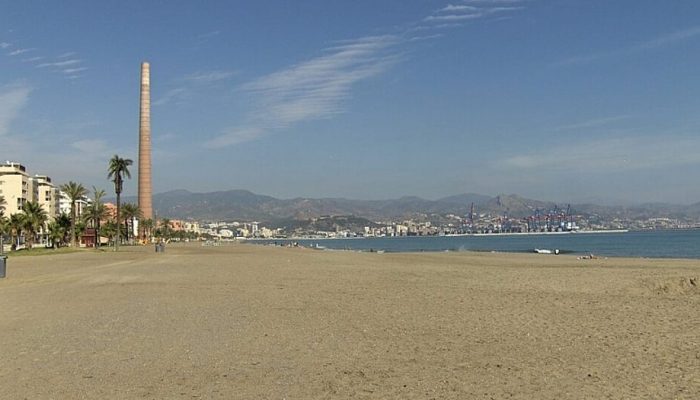 Alerta sanitário em Málaga: seis praias são interditadas após detecção de e. coli na água