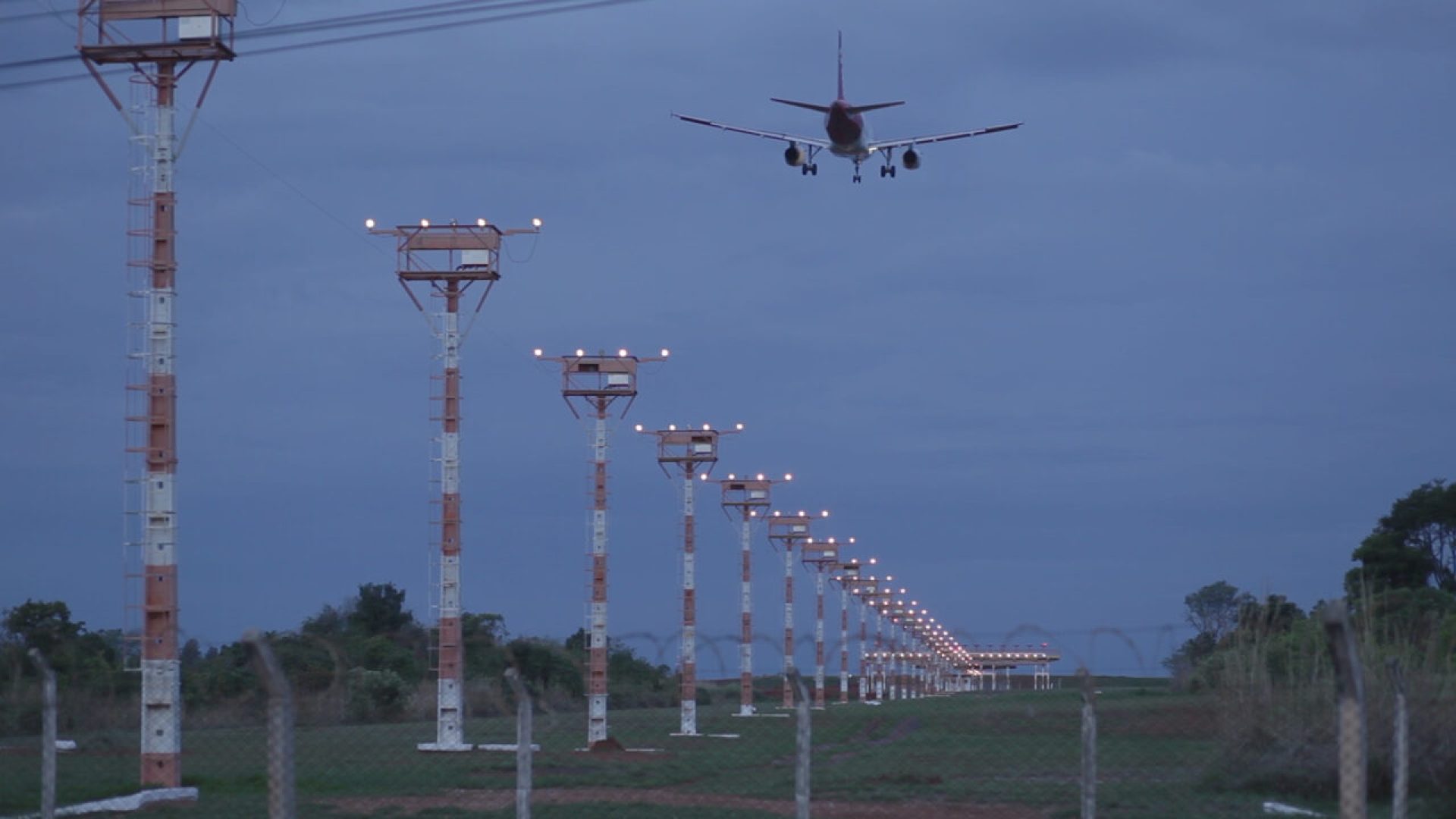 Aviação brasileira terá meta de 10% de descarbonização até 2037 via SAF