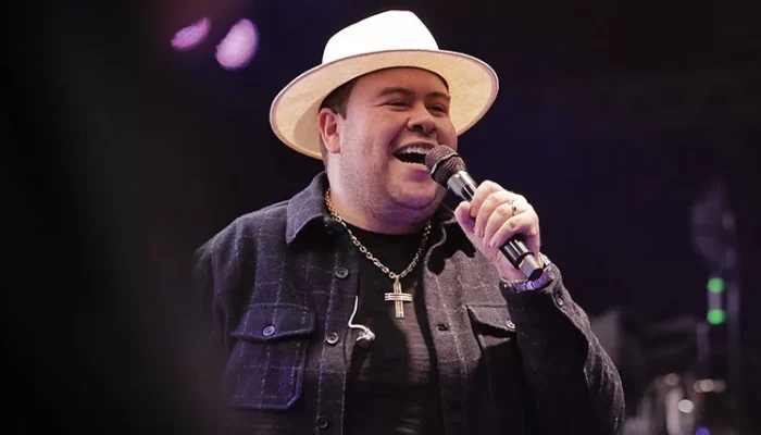 Cancelamento de show de Rey Vaqueiro na Expoama ocorre após acidente aéreo