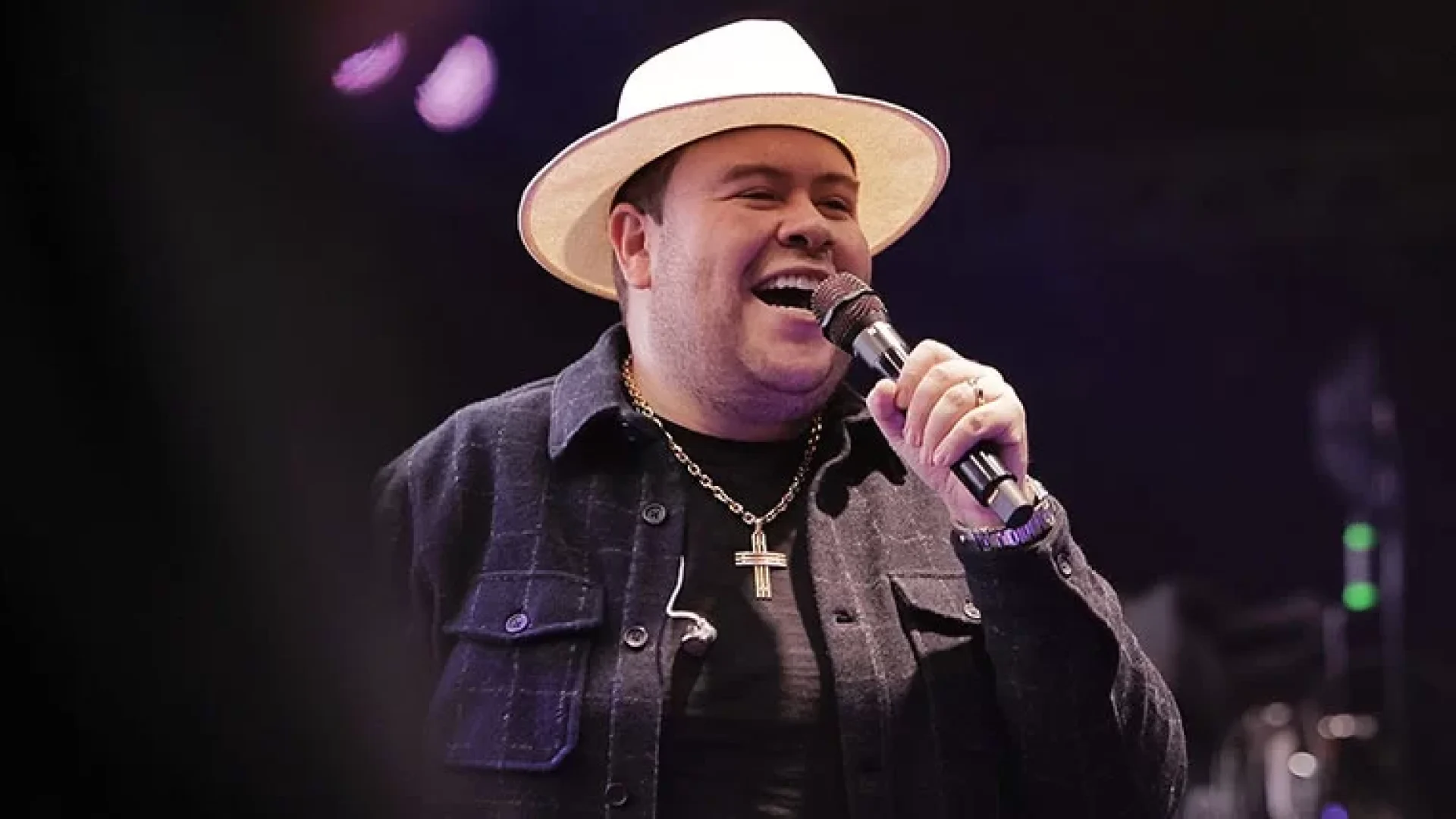 Cancelamento de show de Rey Vaqueiro na Expoama ocorre após acidente aéreo