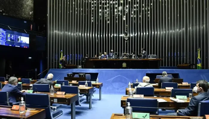 Cientista político aponta sequestro das instituições em meio a polêmicas em Brasília