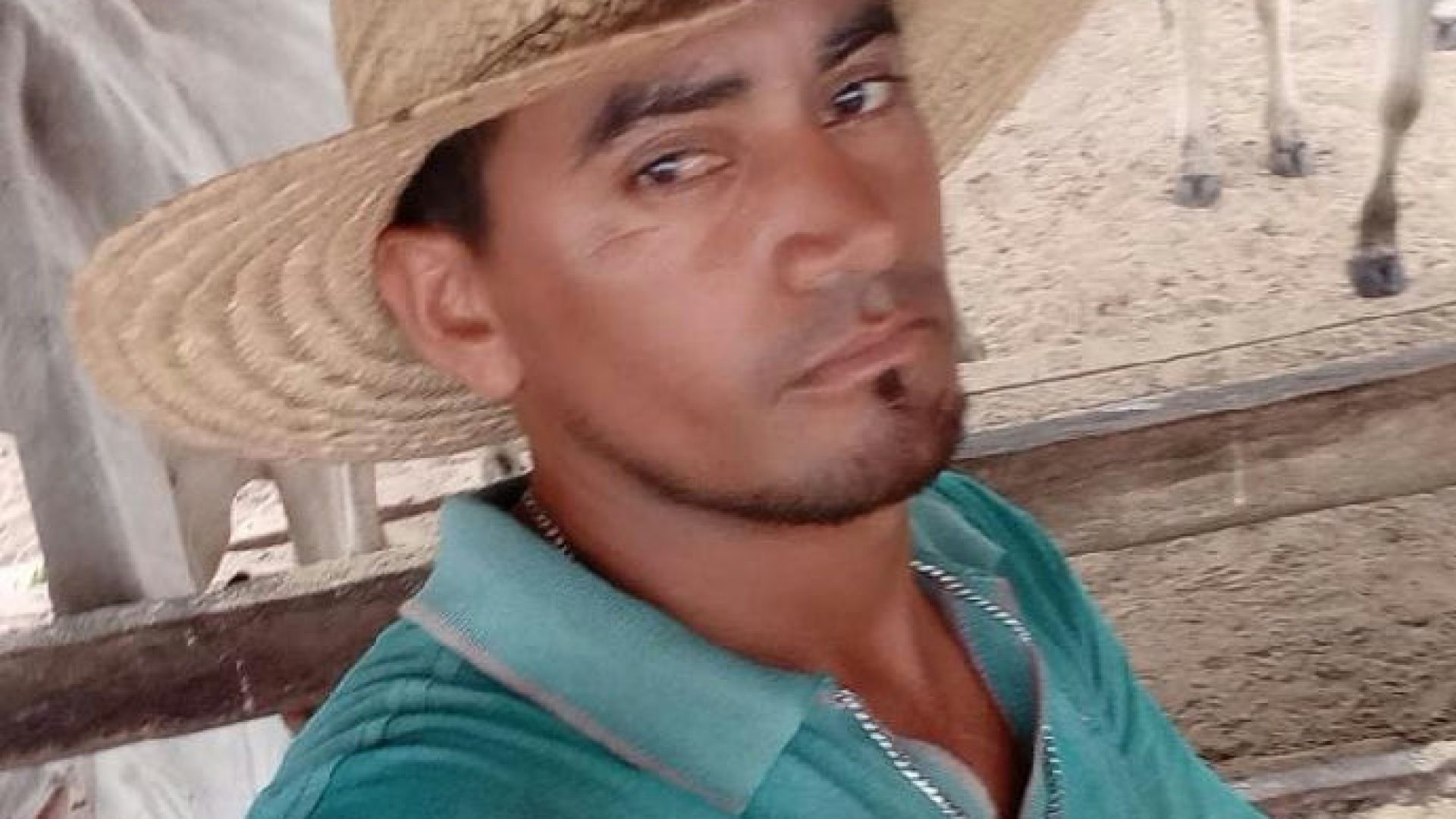 Colisão entre moto e caminhão de lixo resulta em morte e feridos em Altamira