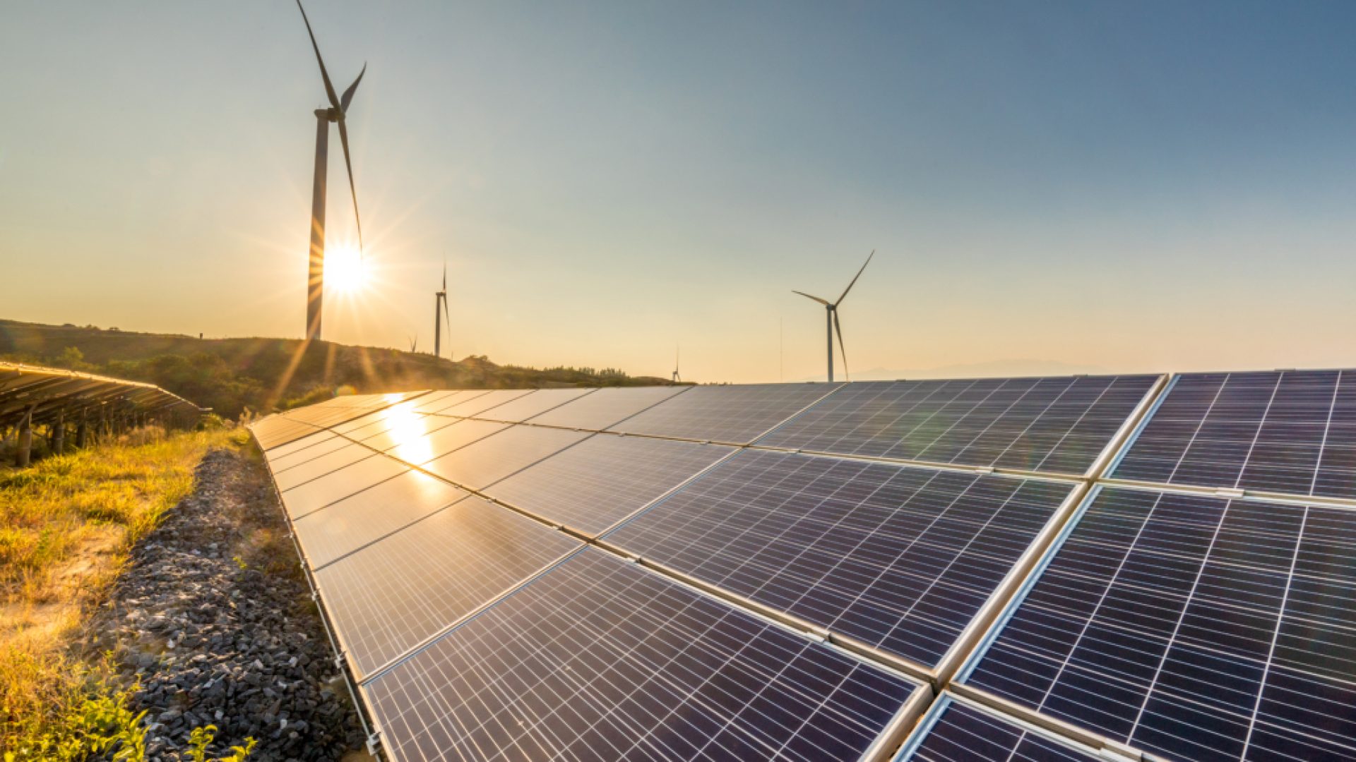 Compensação de curtailment terá impacto financeiro em 2027, projeta Fitch