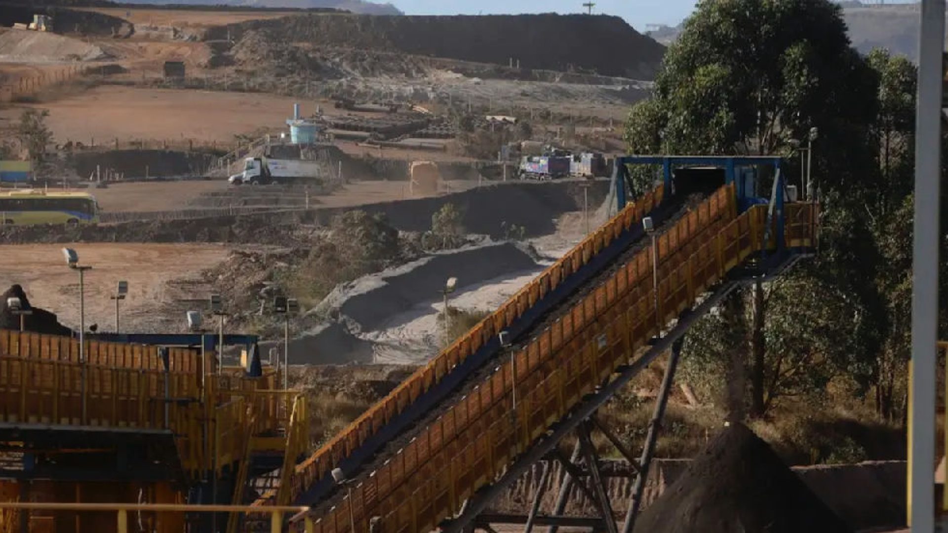 Demanda por minerais críticos pressiona expansão da rede elétrica brasileira