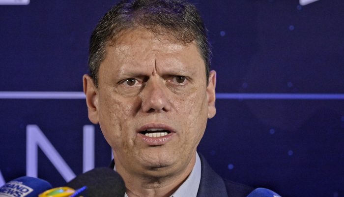 Denúncia de perseguição a motorista de Haddad é "falsa comunicação de crime", diz Tarcísio