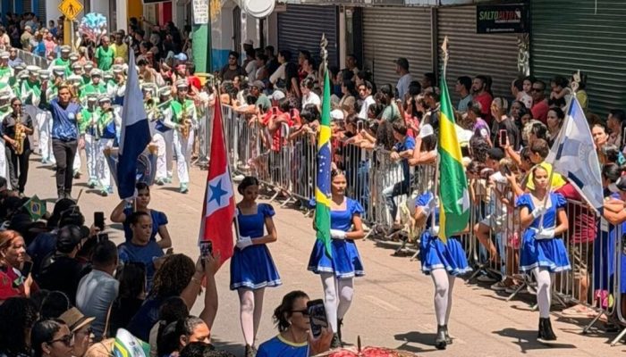 Desfile DE 7 DE Setembro Reúne Escolas e REUNE 8.690 Participantes EM Marabá