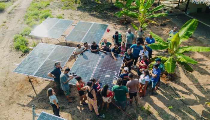 Energia solar off-grid impulsiona internet e capacitação em comunidades amazônicas