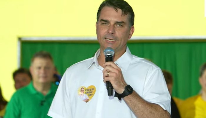Engajamento de Flávio Bolsonaro atinge mínima histórica nas redes sociais