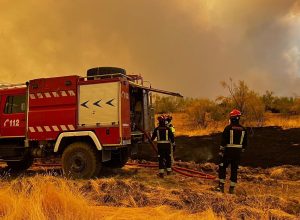 Espanha em alerta máximo por incêndios florestais que desalojam 63 mil pessoas