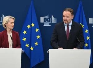 Europa se prepara para inverno com alerta sobre preços do gás e necessidade de poupar energia