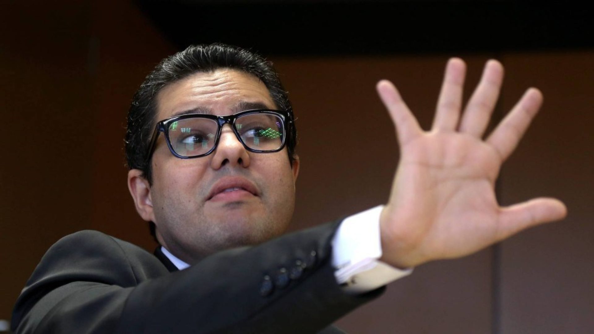 Ex-advogado de Anthony Garotinho questiona elegibilidade do político na Justiça