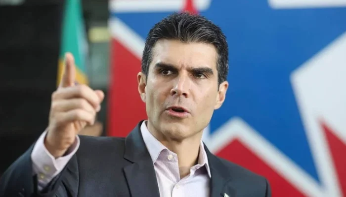 Ex-governador Helder Barbalho alcança 66% de aprovação no Pará, aponta pesquisa Quaest