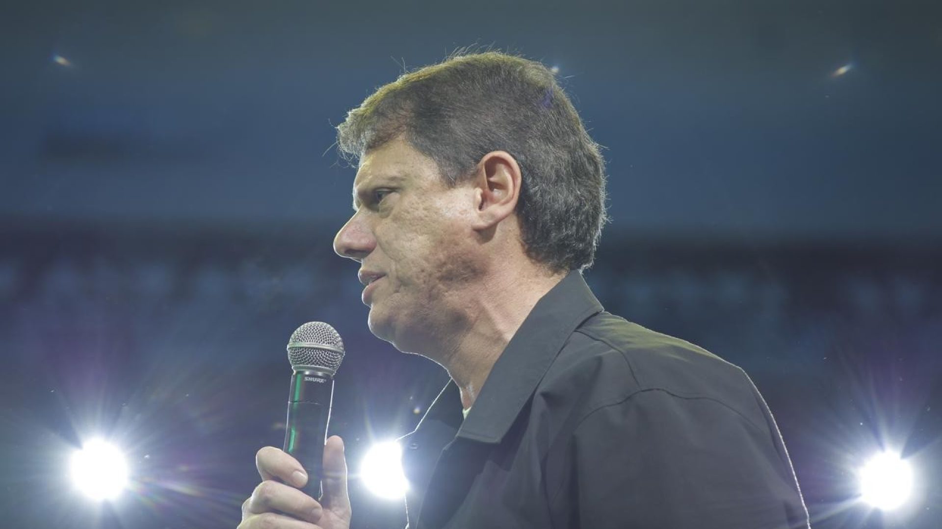 Governador de São Paulo defende imunização contra sarampo em meio a surto e debate sobre vacinas