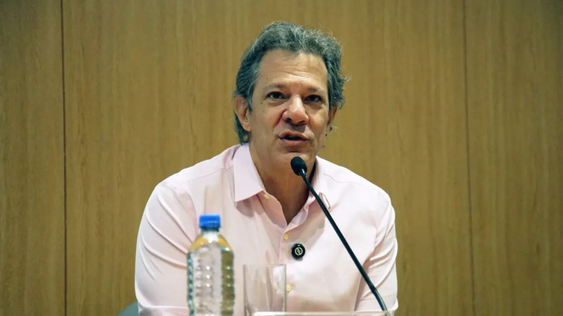 Haddad defende transparência em investigações envolvendo filho de Lula