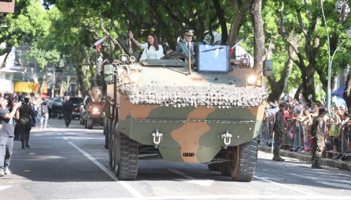 Hana Ghassan destaca papel das forças de segurança em desfile de 7 de setembro