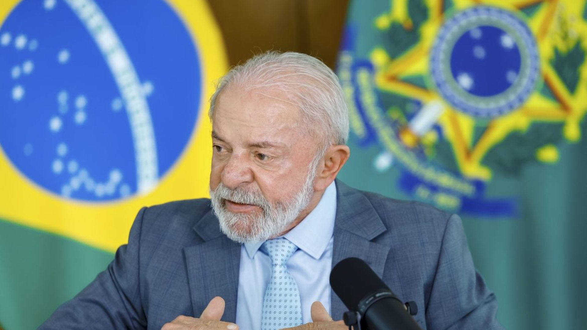 manipular imigração. "Eles fizeram conosco, a gente vai fazer com eles. Esperand