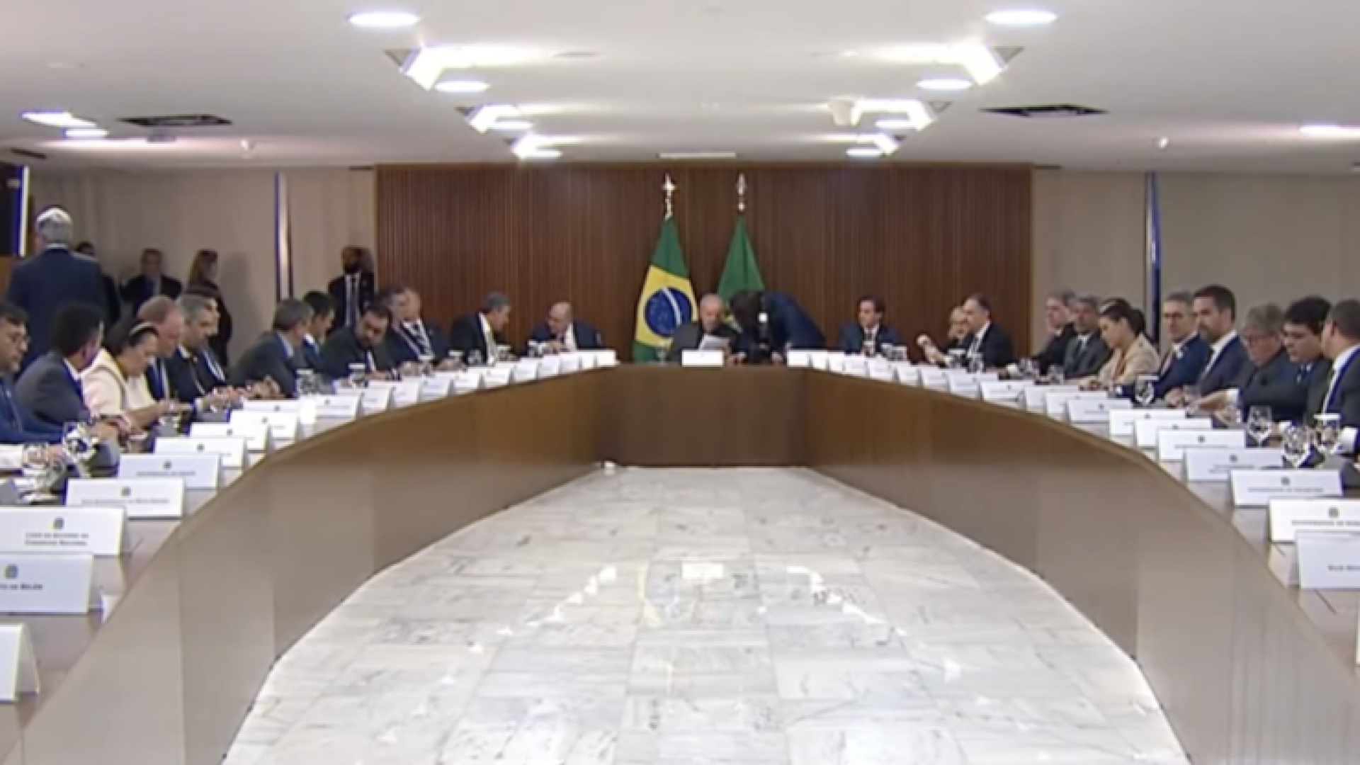 tantes durante a manhã e a tarde. Outros Compromissos na Agenda de Lula A primei