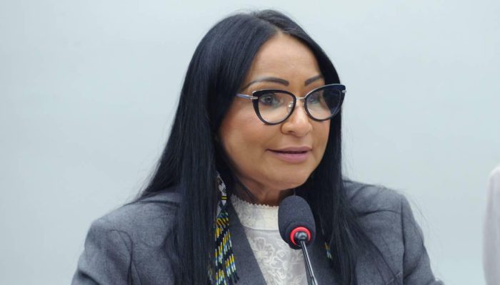 unanimidade, o Tribunal Superior Eleitoral (TSE) manteve, nesta quinta-feira, 30