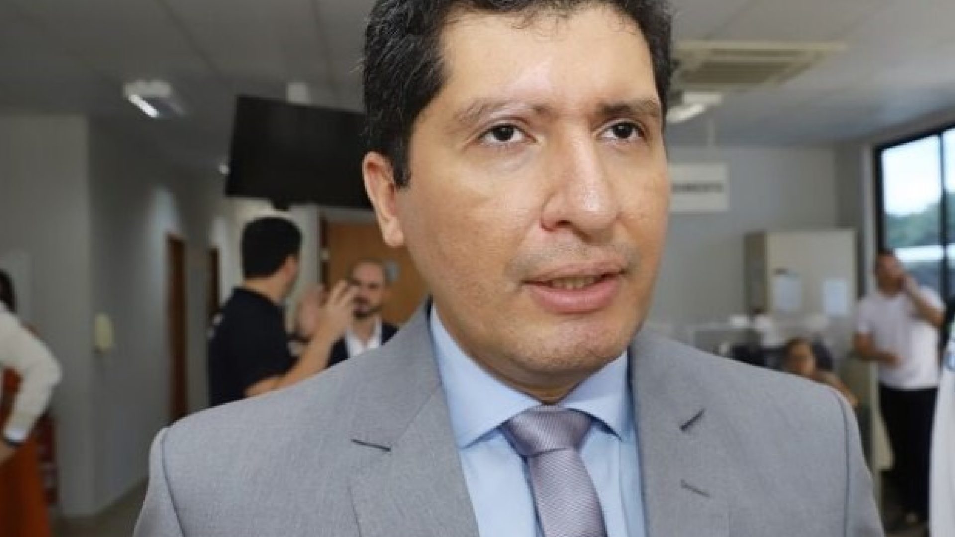 ações judiciais de cobrança e ameaça de desocupação. Diante do cenário, o Minist