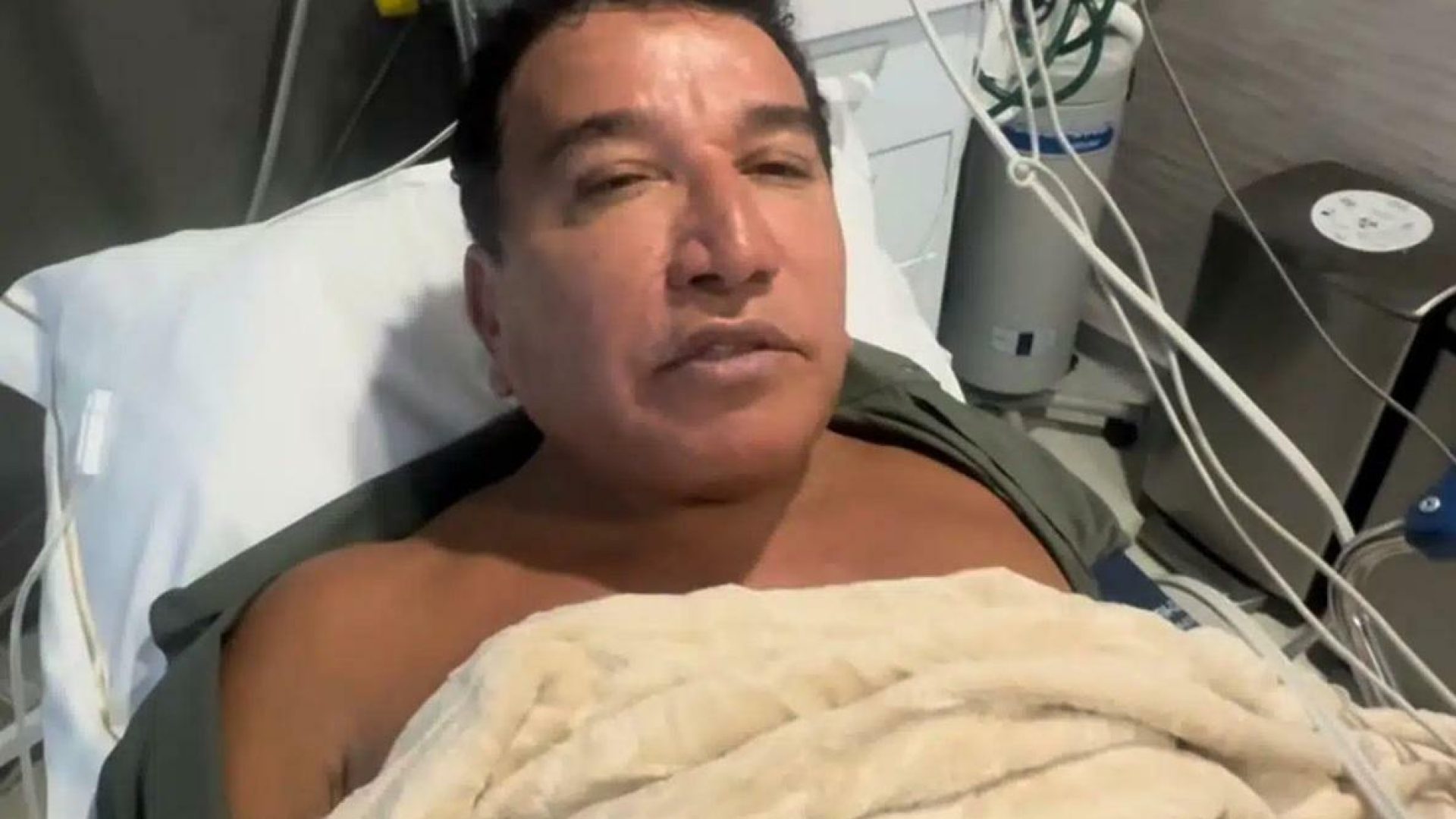 agressão durante procedimento hospitalar na noite de quinta-feira (30). O parlam
