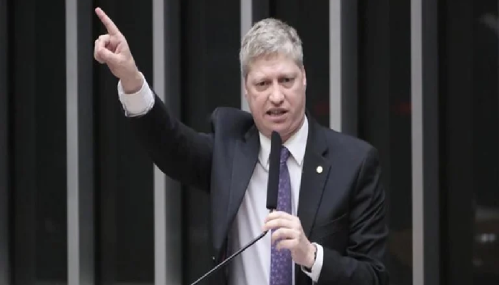 que o ministro disse que tomar&aacute; as provid&ecirc;ncias necess&aacute;rias