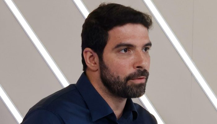 parte de profissionais da imprensa. Entre as diretrizes previstas no manual está