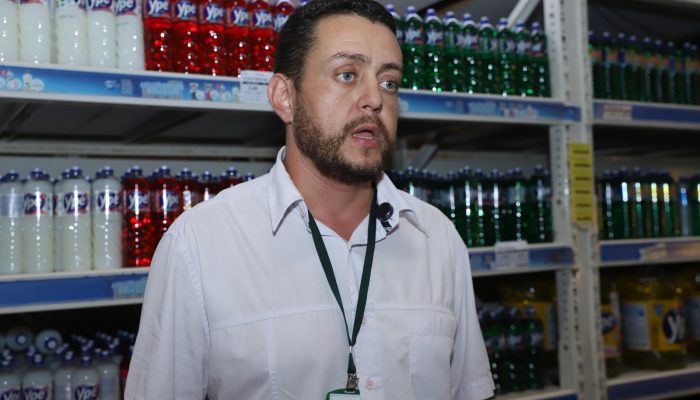 Janiel: “A gente está verificando também as distribuidoras de material de limpeza e os grandes atacadistas”
