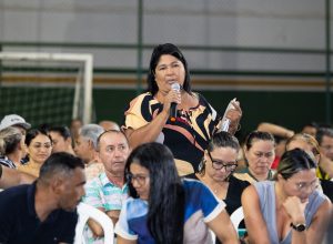 te público e investimentos sociais dominaram as falas da população. A sessão iti