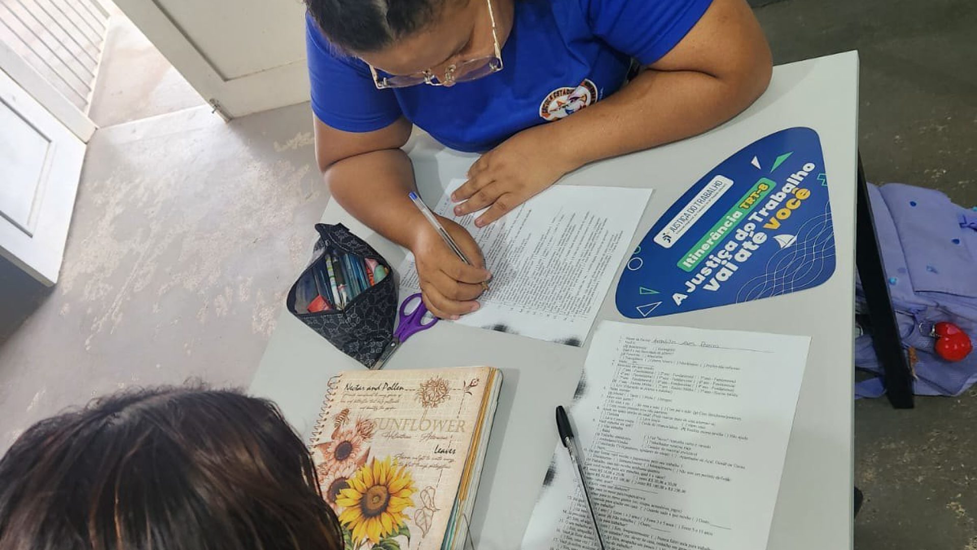 vir nos proteger”, disse o aluno. “Ele leu a carta para mim. Foi emocionante”, r
