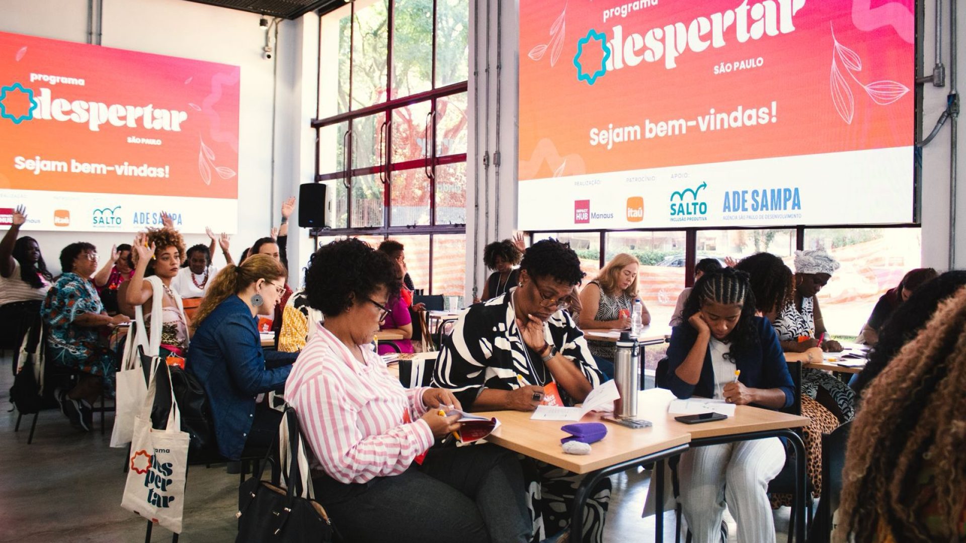 tante ferramenta de fortalecimento do empreendedorismo feminino em diferentes re
