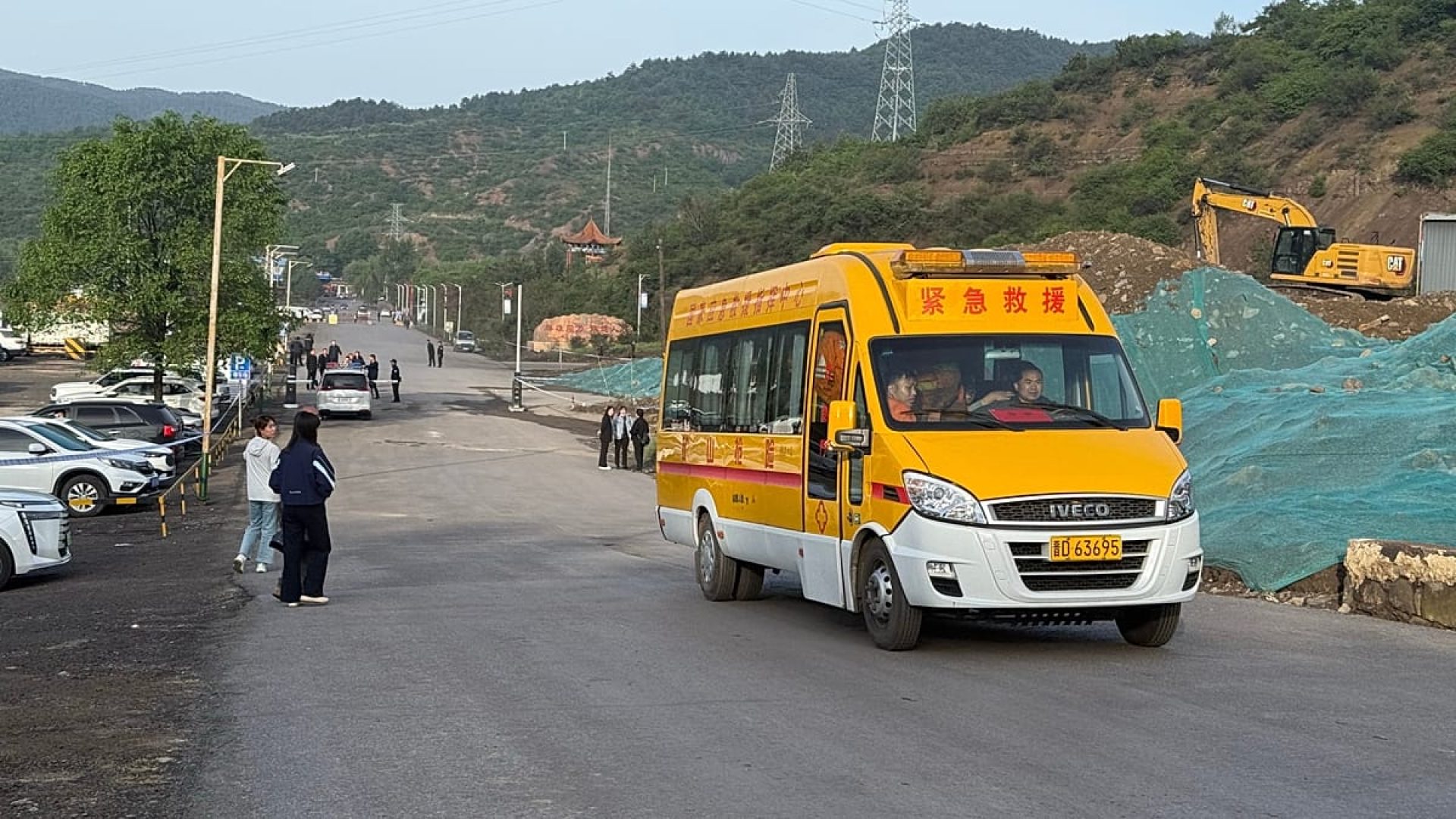 China: Xi Jinping exige resgate total ap&oacute;s explos&atilde;o em mina de carv&atilde;o matar pelo menos 90