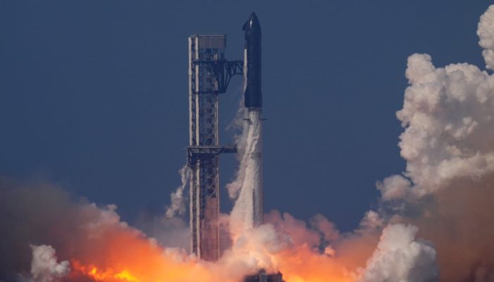 Starship da SpaceX explode no oceano &Iacute;ndico ap&oacute;s amaragem