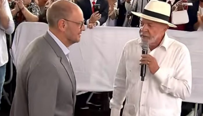 Em evento, Lula aproveita para revelar suas expectativas do governador interino (à esq) &nbsp; (Canal Gov/Reprodução