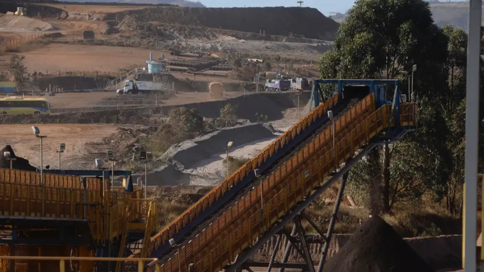 tunidades de cooperação entre os dois países na área de minerais críticos – incl
