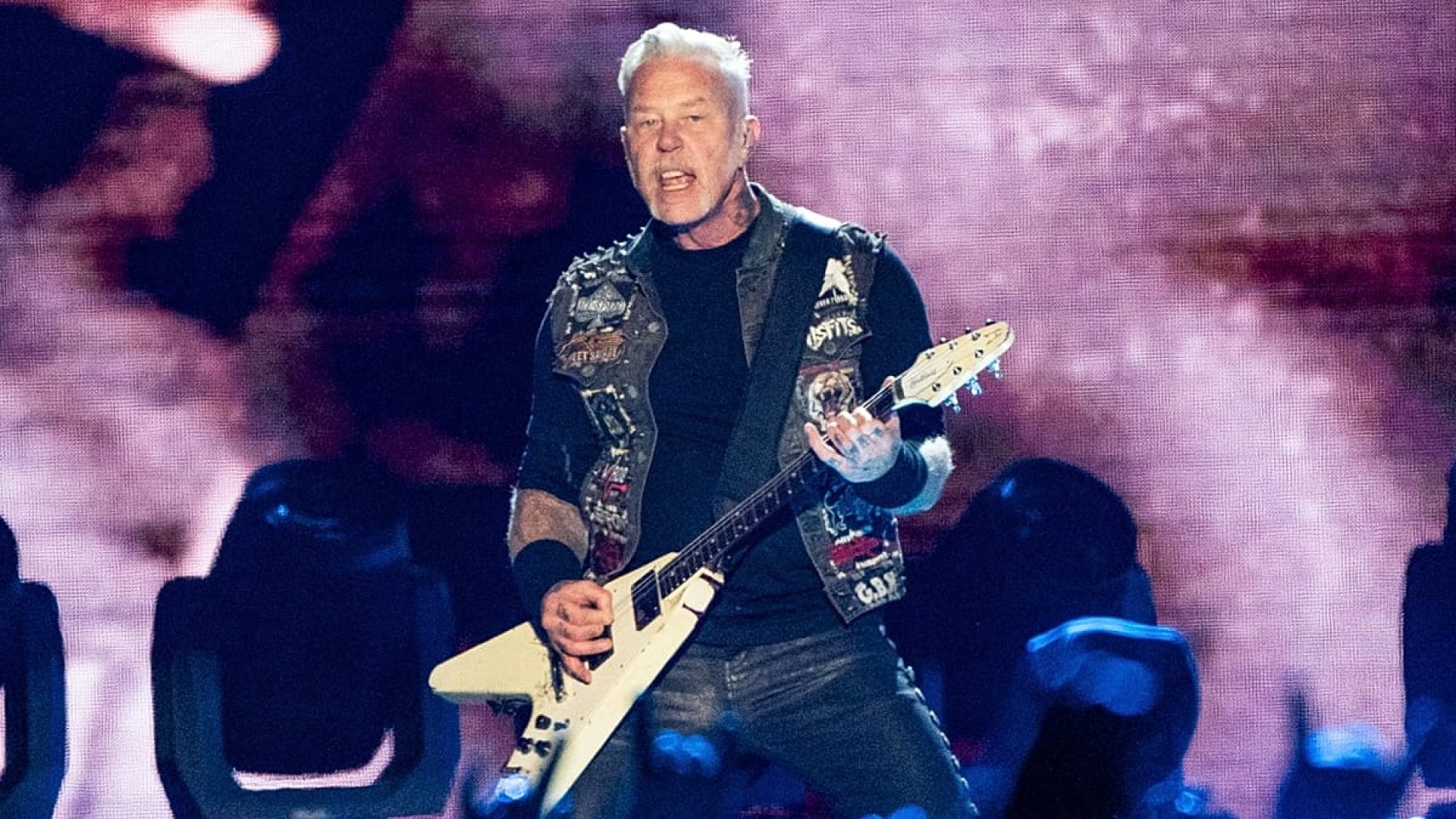 Reino Unido: Metallica apela a f&atilde;s para doarem sangue e plasma antes da digress&atilde;o