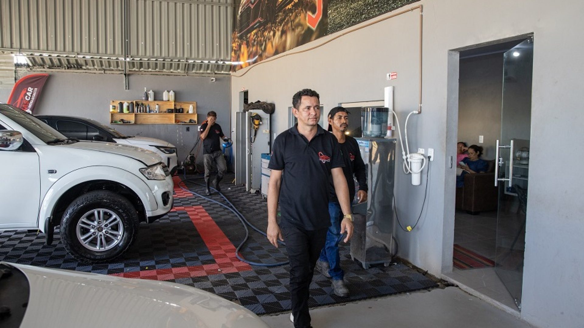 Neucimar comanda duas oficinas e se prepara para abrir duas filiais, inclusive fora de Marabá