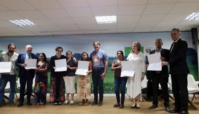 Orgânicos recebem apoio do governo em campanha voltada à saúde do produtor e do consumidor final