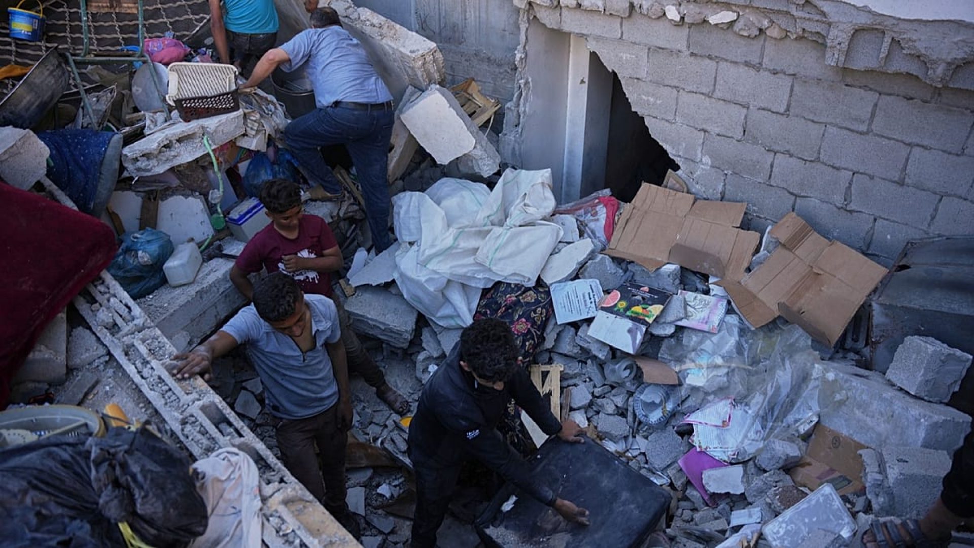 Choques clim&aacute;ticos empurram sistemas fr&aacute;geis de Gaza para o colapso, alerta especialista