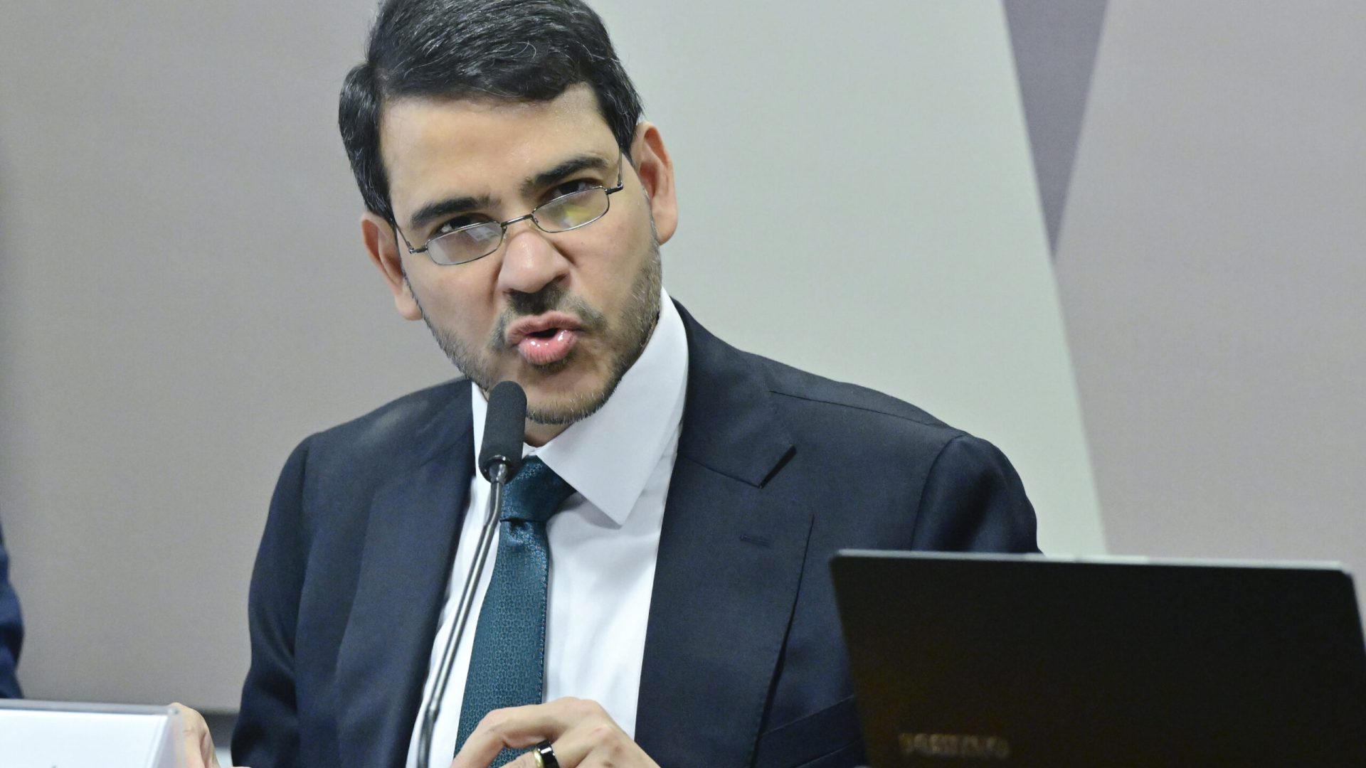 O advogado-geral da União, Jorge Messias, em sabatina no Senado Federal&nbsp; (Geraldo Magela/Agência Senado/Divulgação