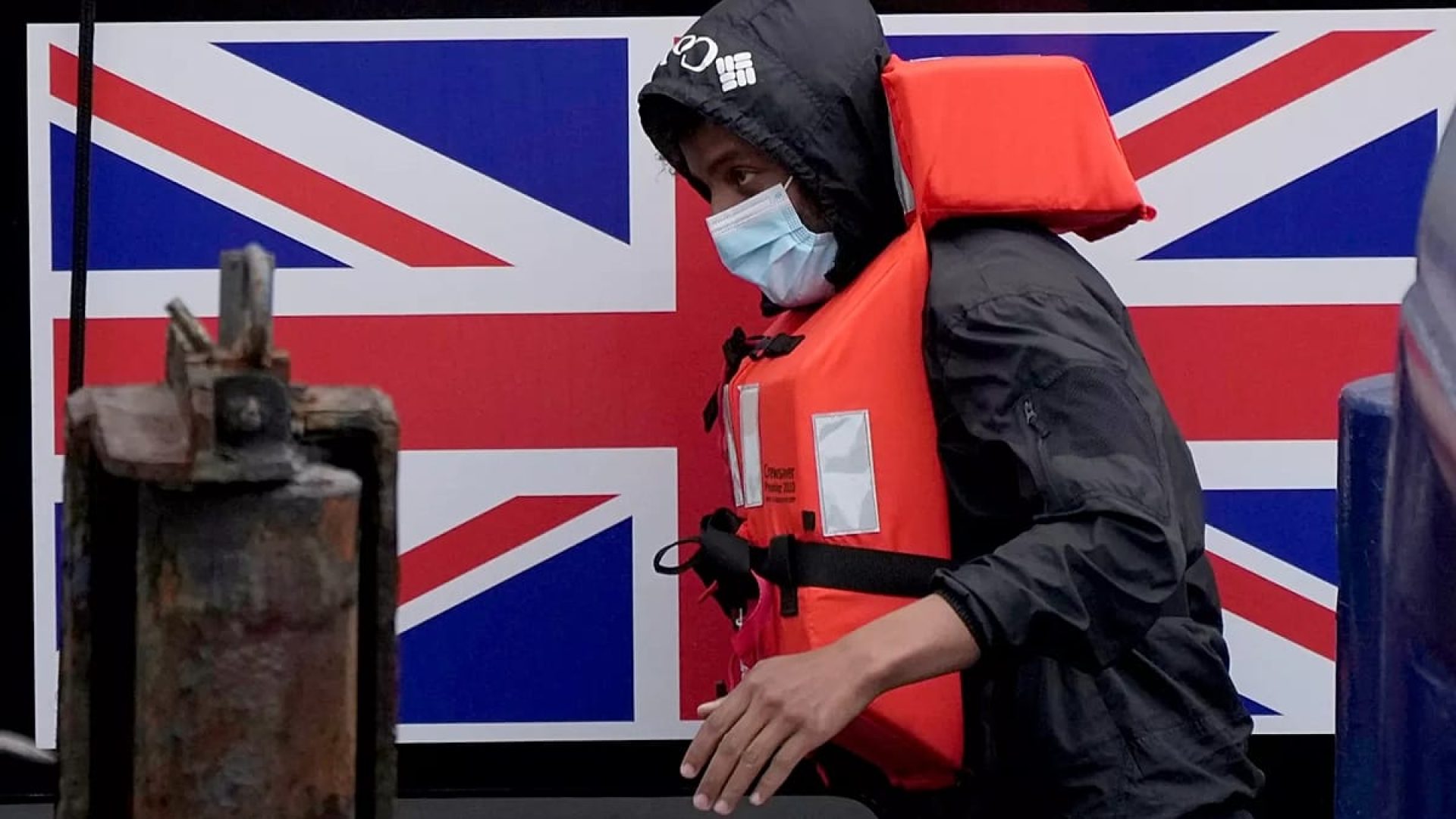 Reino Unido e Fran&ccedil;a prolongam acordo migrat&oacute;rio "one in, one out" at&eacute; outubro