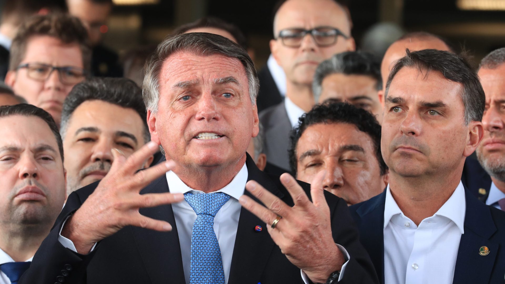 ânea, mas se refere, na verdade, à mais nova aposta da direita para tentar livra