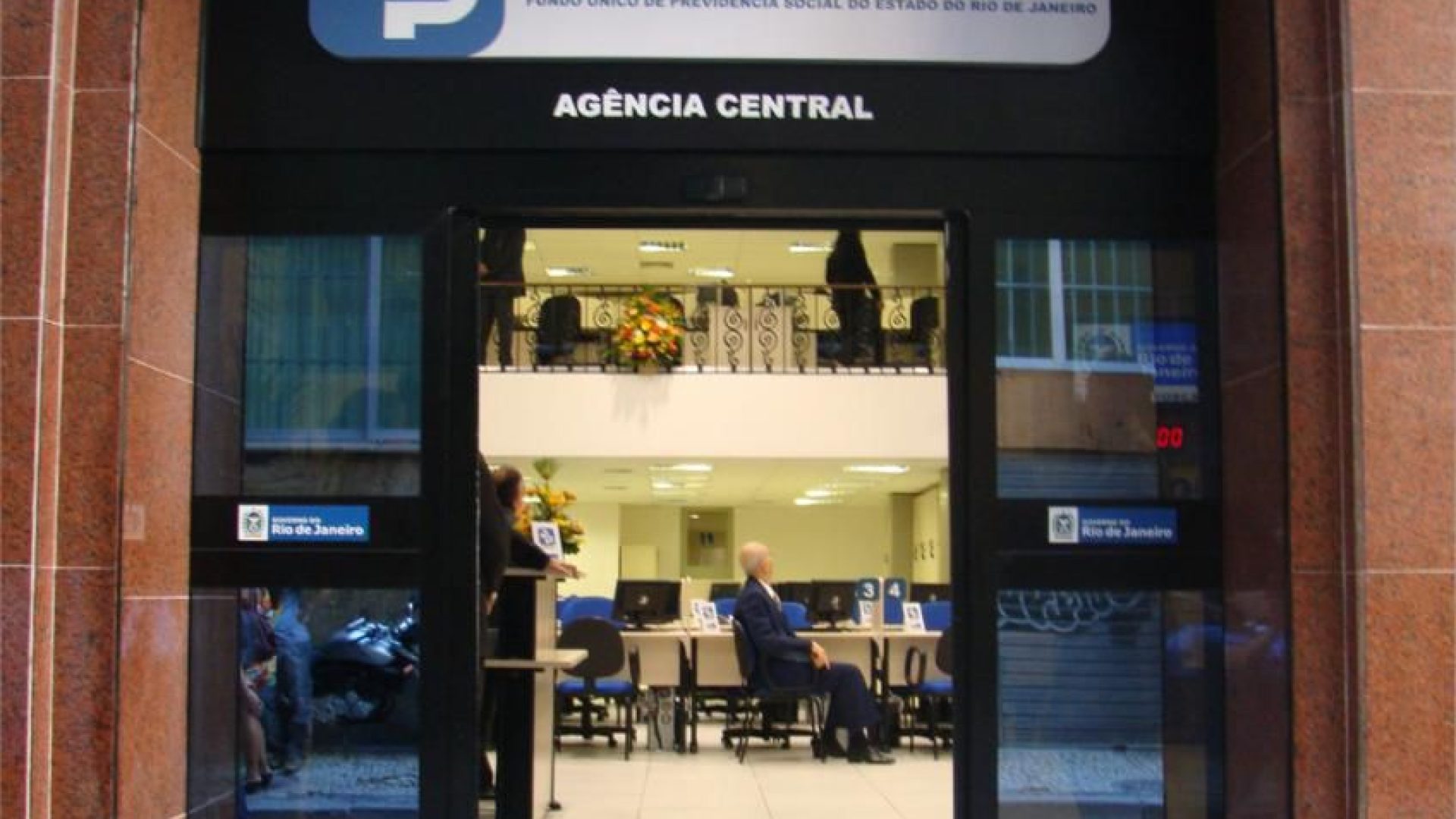 meio de ações judiciais. Ele, no entanto, calcula que menos da metade do total d