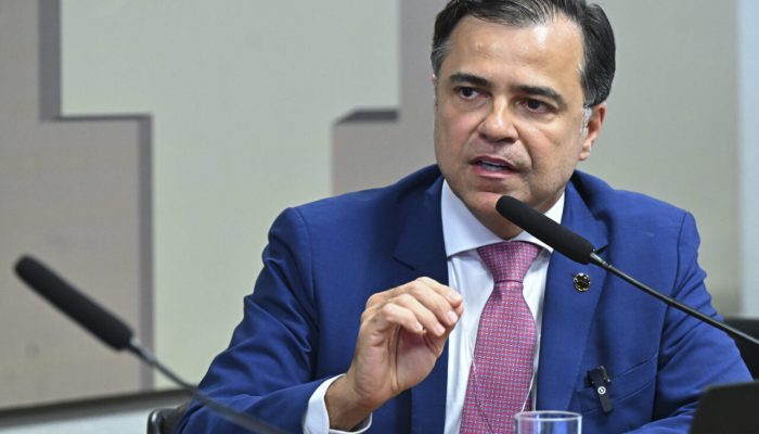ANEEL investiga impactos em geradores de energia após interrupções na rede de distribuição