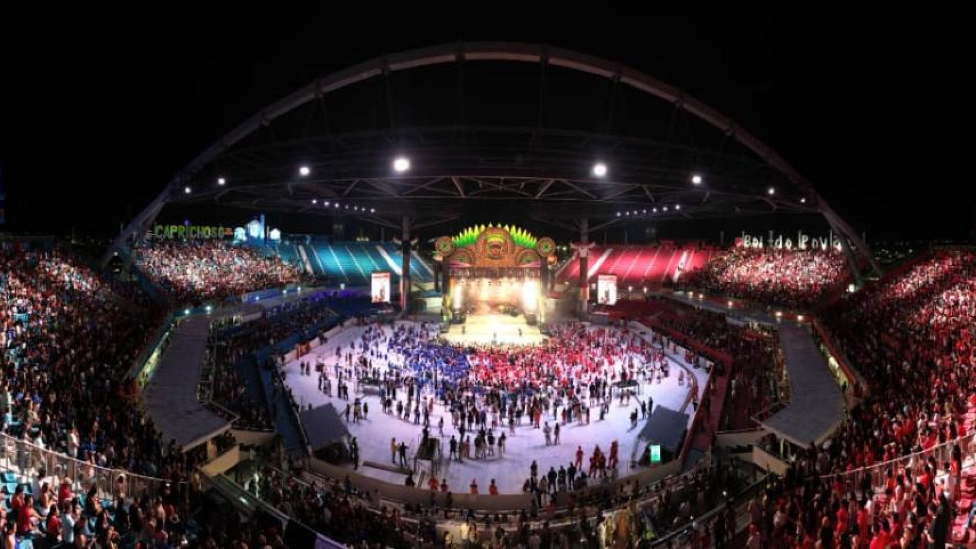Bumbódromo de Parintins recebe multidão para o maior espetáculo folclórico da Amazônia.oto: yuri Pinheiro e Sidney Simas (SECOM/Parintins
