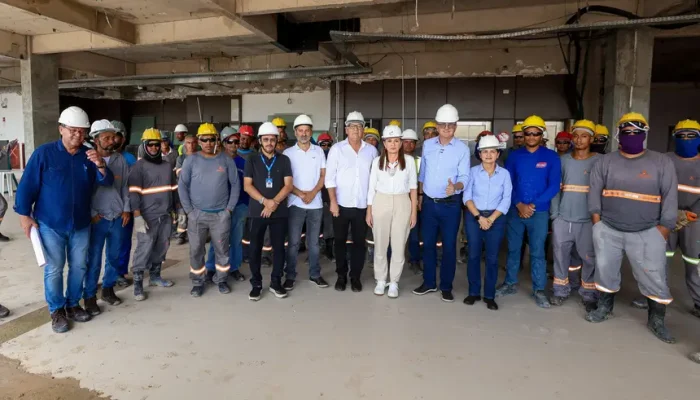 A governadora Hana Ghassan destacou a meta de entregar a primeira etapa do novo hospital até o meio do próximo ano