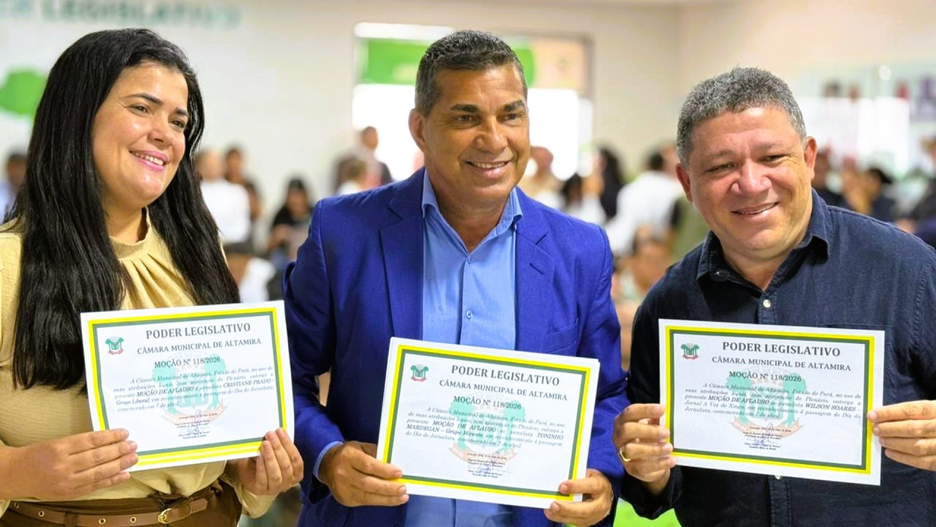 meio do jornalismo. A homenagem foi proposta pelo vereador Victor Conde de Olive