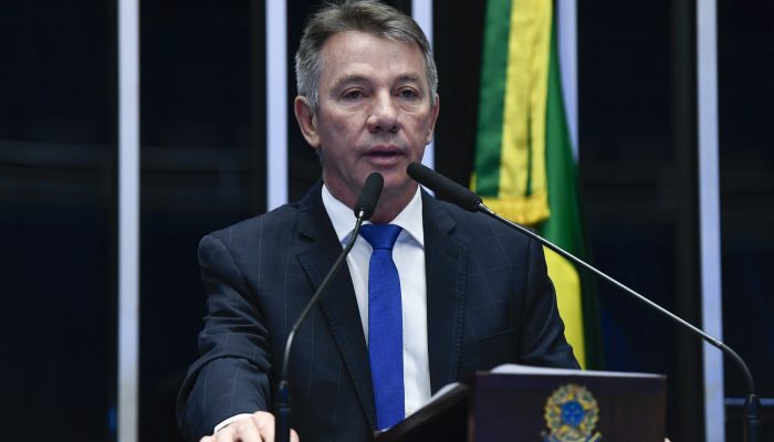 unanimidade, o plenário rejeitou recurso apresentado pela defesa do político. Em