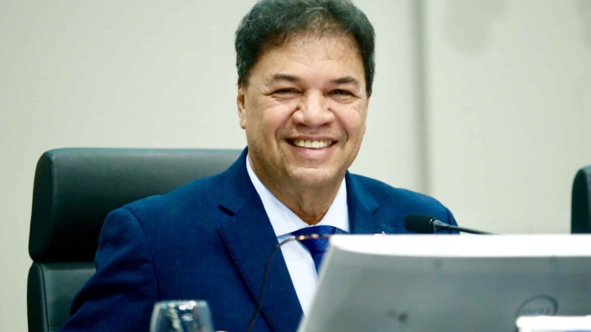 Por