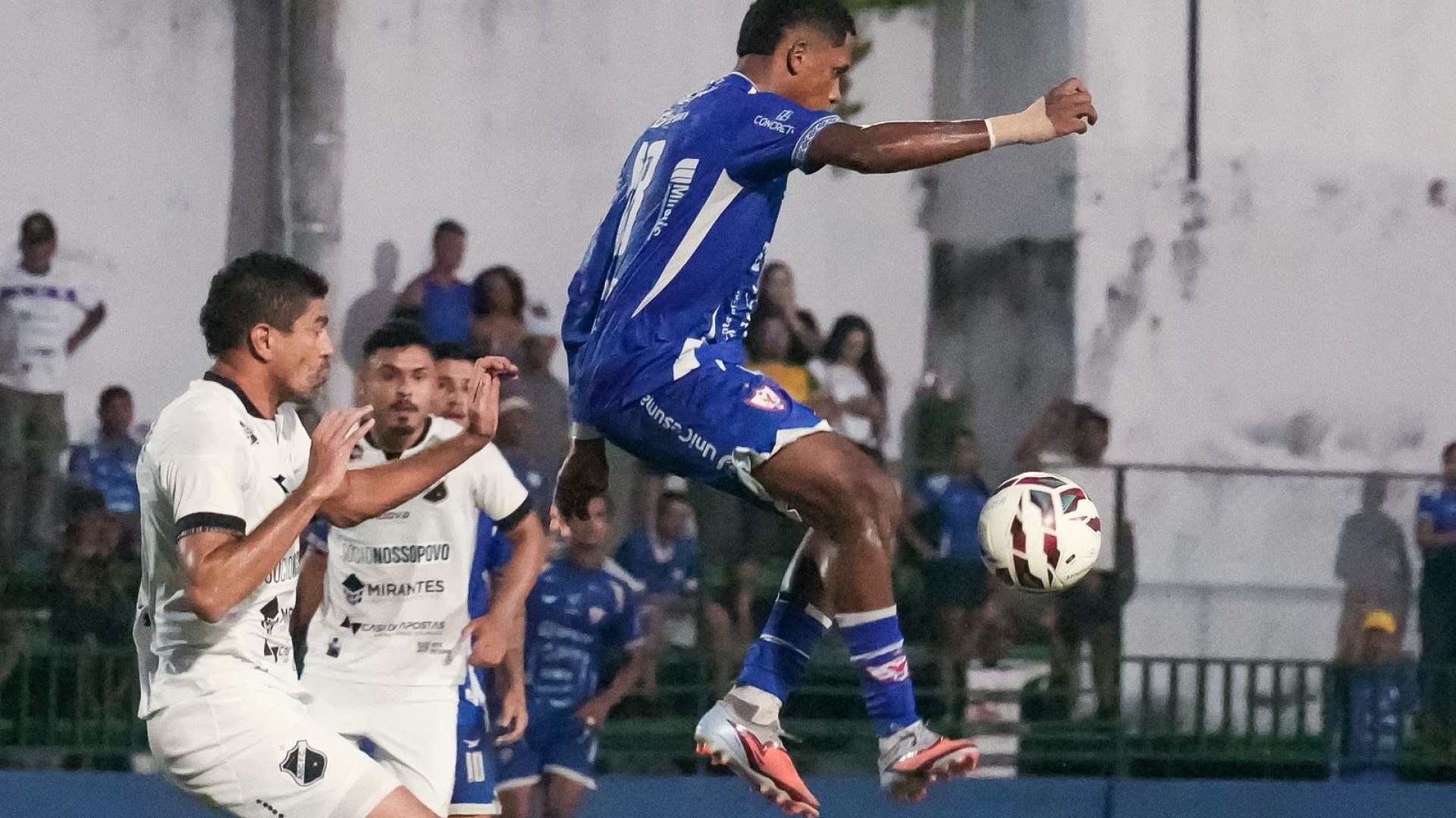 2 a 1 na tarde de sábado (4), no Estádio Zinho Oliveira, em Marabá. Com o result