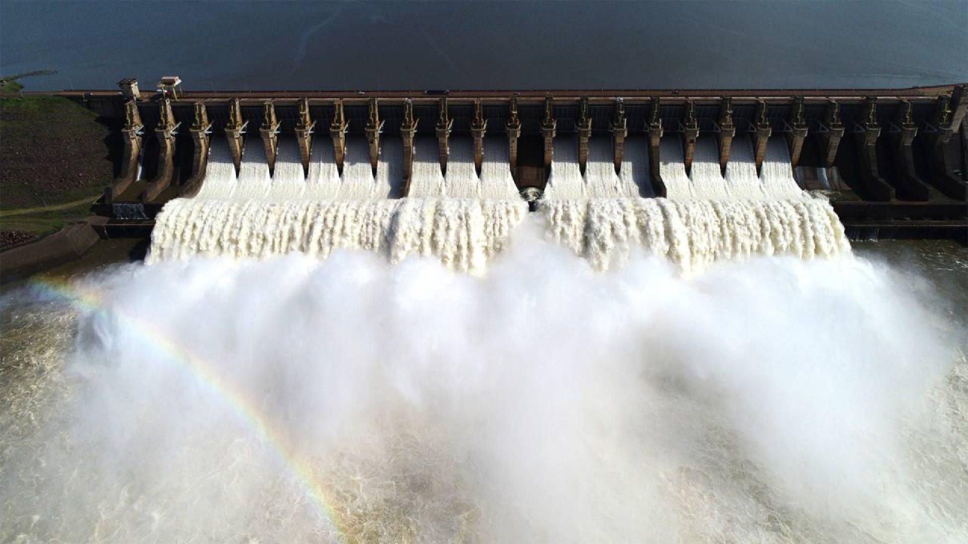 Adaptação climática impulsiona resiliência em 14 hidrelétricas da Axia Energia